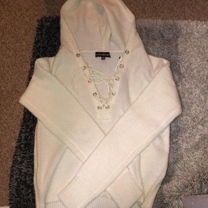 White hooded sweater